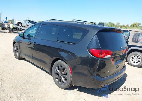 2018 Chrysler Pacifica Touring L Plus from USA, damaged, VIN 2C4RC1EG4JR204270